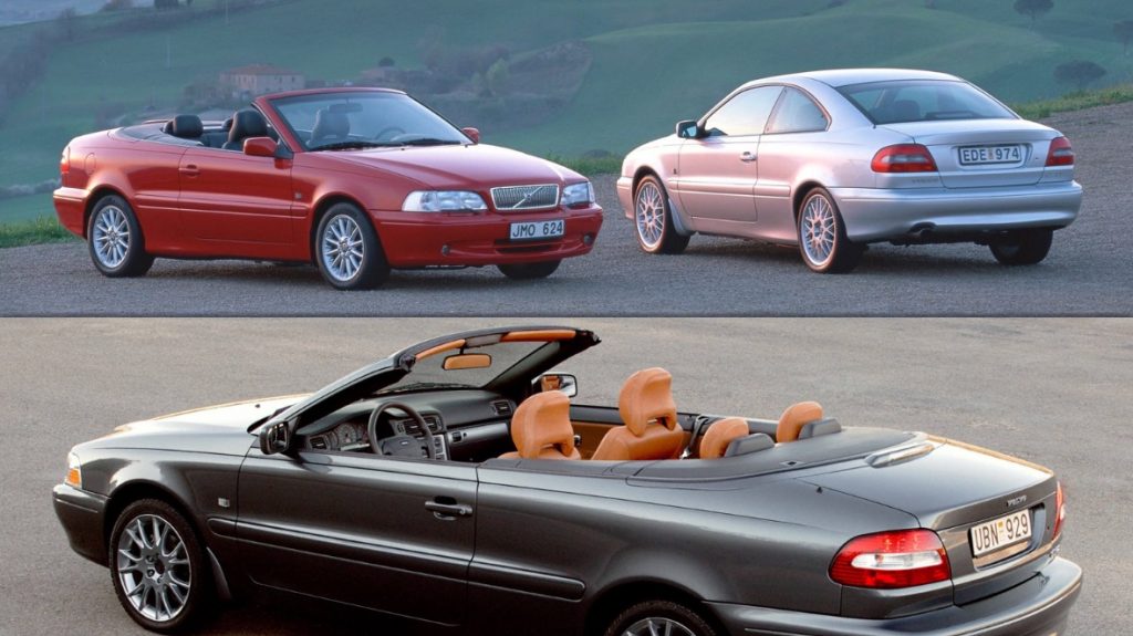 La Volvo C70 Convertible rouge, la Coupé 2000 argent et la C70 Cabriolet 2004 verte garées à l'extérieur