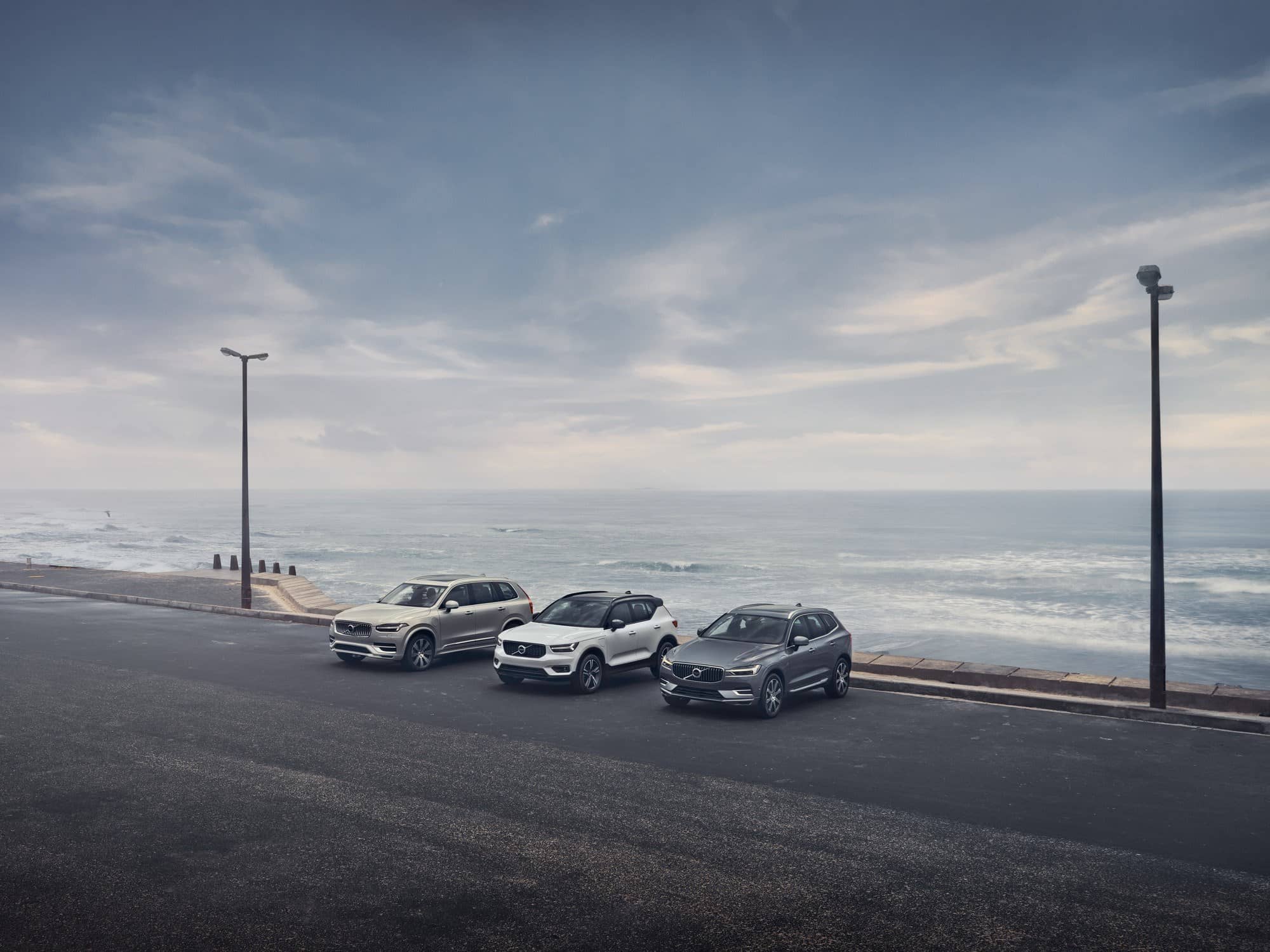 Vue éloignée des Volvo XC40, XC60 et XC90 2020